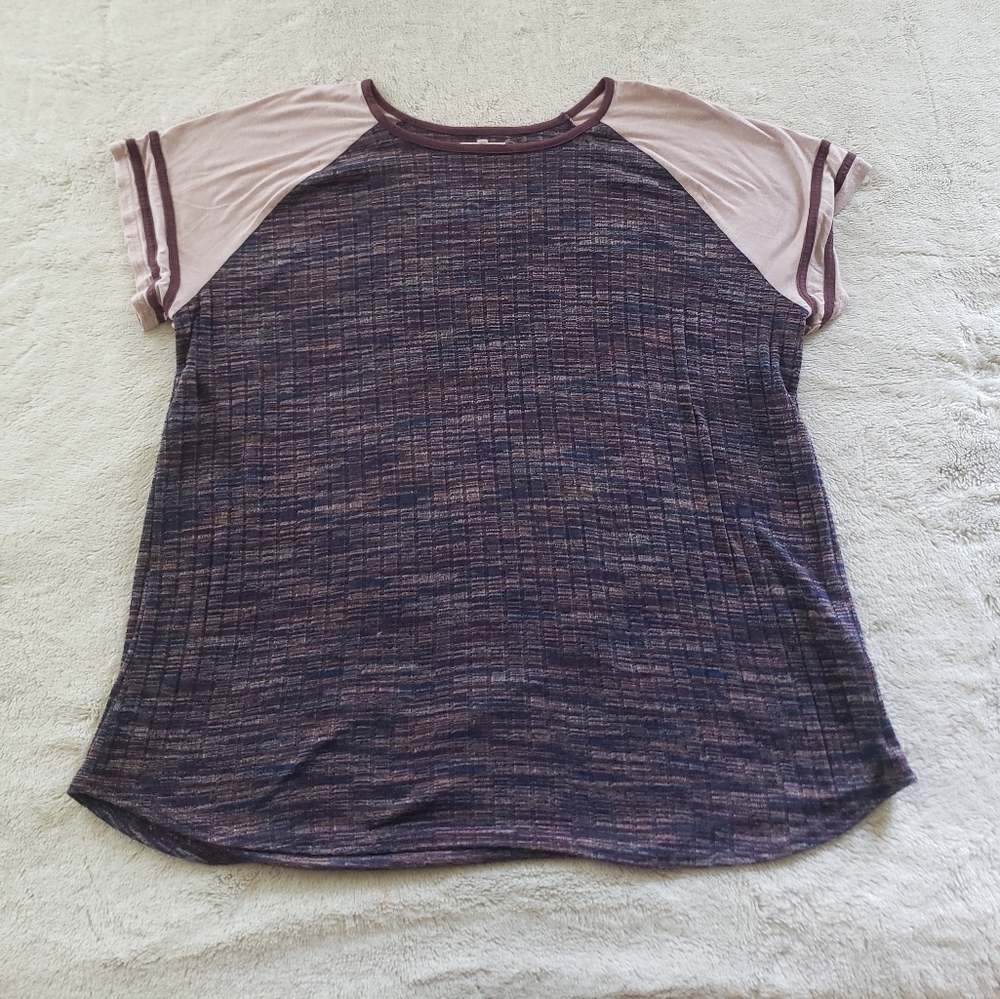 Maurices shirt